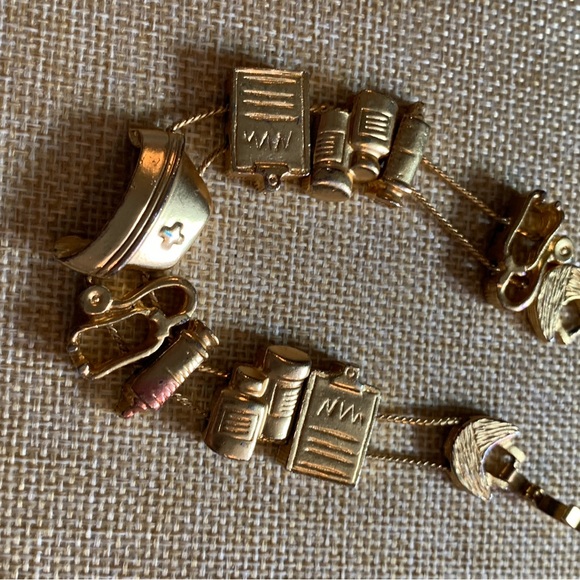 Vintage nurses slide bracelet - Picture 2 of 4